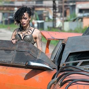 Fotoğraf Cassie Clare