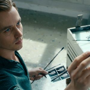 Fotoğraf Asla Gözlerini Kaçırma