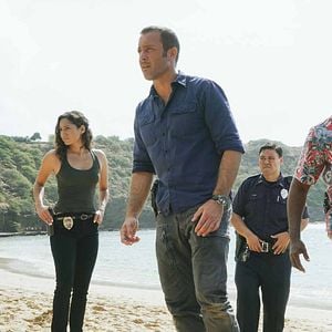 Fotoğraf Alex O'Loughlin