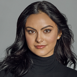 Fotoğraf Camila Mendes