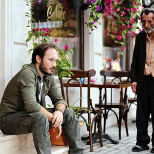 Fotoğraf Keşke Hiç Büyümeseydik