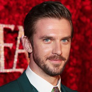 Fotoğraf Dan Stevens
