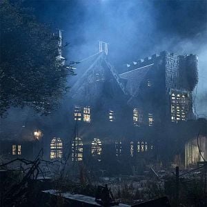 Fotoğraf Tepedeki Ev