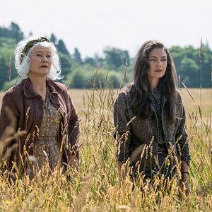 Fotoğraf Alexa Davalos