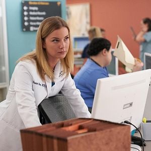 Fotoğraf Emily VanCamp