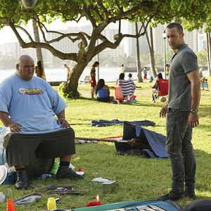 Fotoğraf Alex O'Loughlin