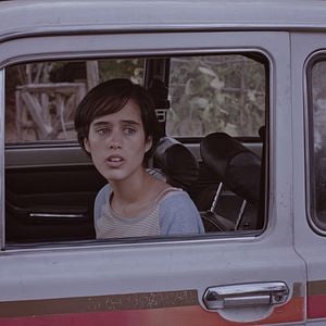 Fotoğraf Tarde Para Morir Joven