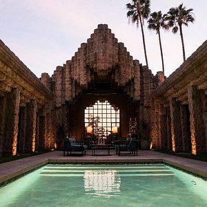 Fotoğraf I Am The Night