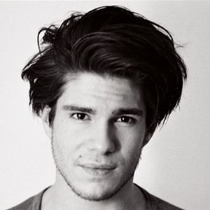 Fotoğraf François Civil