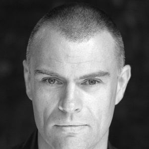 Fotoğraf Julian Lewis Jones