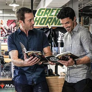 Fotoğraf Alex O'Loughlin