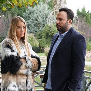 Fotoğraf Ufak Tefek Cinayetler