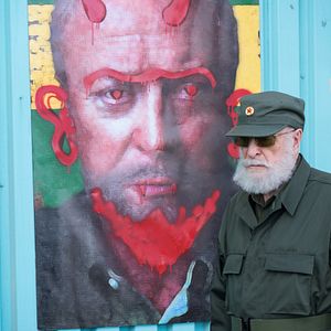 Fotoğraf Dear Dictator