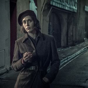 Fotoğraf Lizzy Caplan