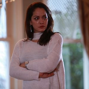 Fotoğraf Ağlama Anne