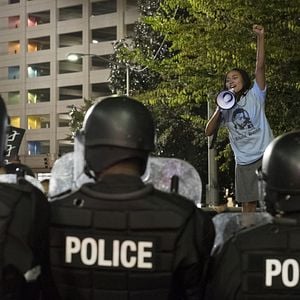 Fotoğraf Sessiz Kalma