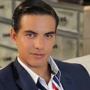 Fotoğraf Vadhir Derbez