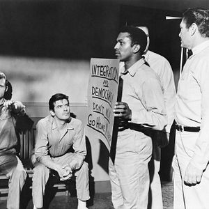 Fotoğraf Shock Corridor