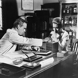 Fotoğraf Shock Corridor