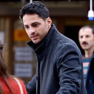 Fotoğraf Prangalı Yarim