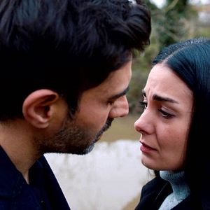 Fotoğraf Ağlama Anne