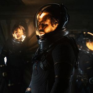 Fotoğraf Angus Sampson