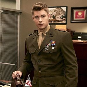 Fotoğraf Luke Mitchell