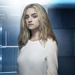 Fotoğraf Brianne Howey