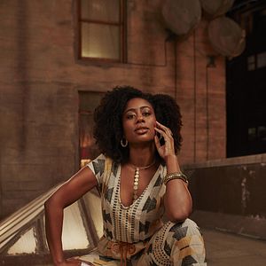 Fotoğraf Zuri Adele