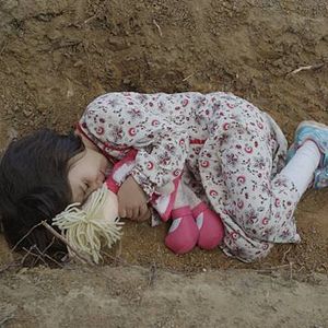 Fotoğraf Uçurum - Asla Arkana Bakma