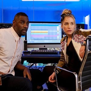 Fotoğraf Piper Perabo