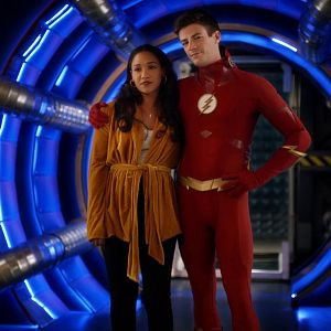 Fotoğraf Candice Patton