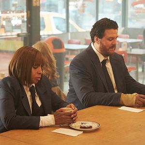 Fotoğraf Cameron Britton