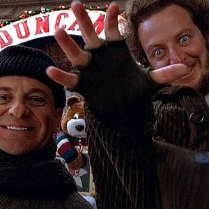 Fotoğraf Evde Tek Başına 2