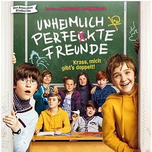 Fotoğraf Çifte Bela: Sihirli Ayna