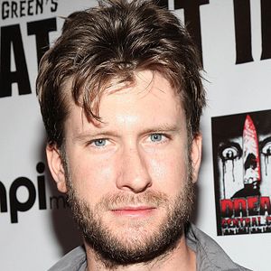 Fotoğraf Adam Mason