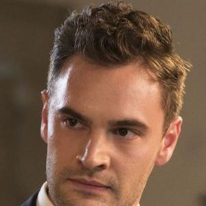 Fotoğraf Tom Bateman