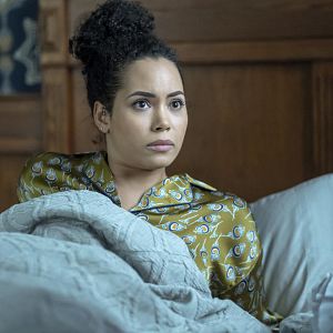 Fotoğraf Madeleine Mantock