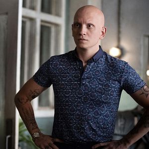 Fotoğraf Anthony Carrigan