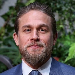 Fotoğraf Charlie Hunnam