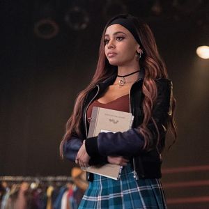 Fotoğraf Vanessa Morgan