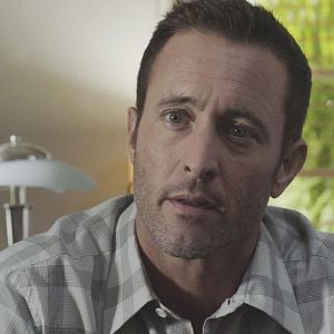 Fotoğraf Alex O'Loughlin