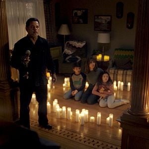 Fotoğraf Raymond Cruz