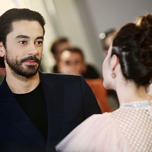 Fotoğraf Zengin ve Yoksul