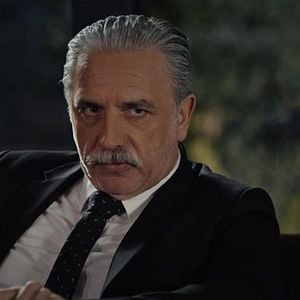 Fotoğraf Eşkıya Dünyaya Hükümdar Olmaz