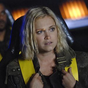 Fotoğraf Eliza Taylor