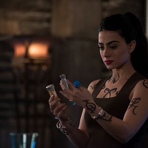 Fotoğraf Emeraude Toubia