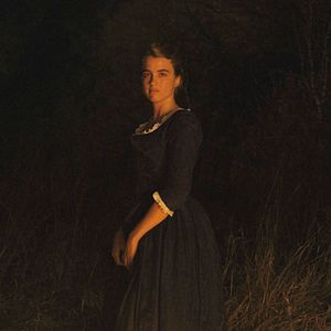 Fotoğraf Alev Almış Bir Genç Kızın Portresi