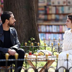 Fotoğraf Zengin ve Yoksul