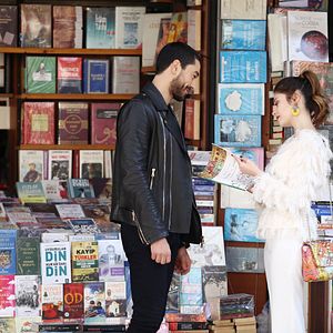 Fotoğraf Zengin ve Yoksul